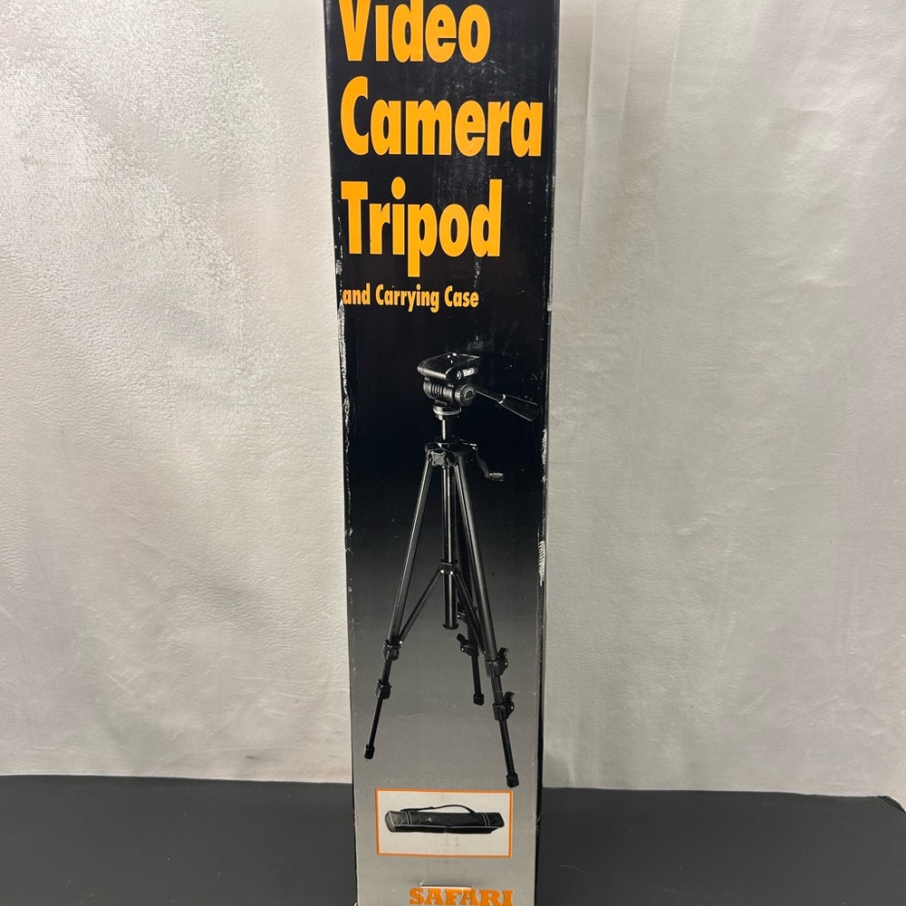Safari 500S Video Camera Tripod and Carrying Case